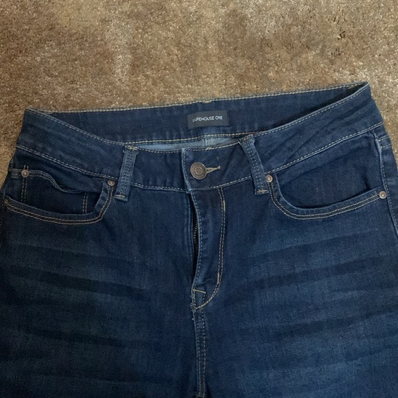 Jeans - Picture 2 of 3